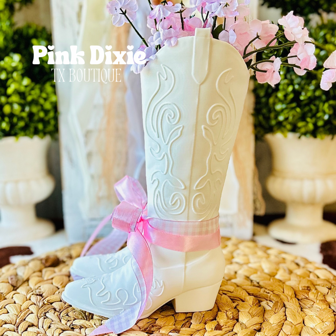 Lovely Cowgirl Boot-Shaped Decorative Vase!